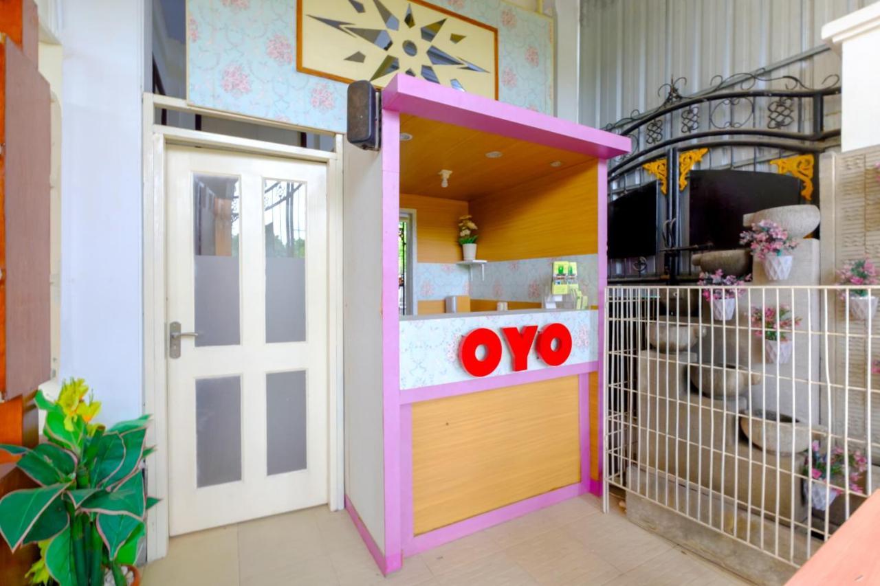 Oyo 3088 Green Valley House Senggigi Εξωτερικό φωτογραφία