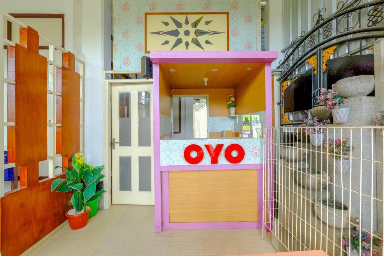 Oyo 3088 Green Valley House Senggigi Εξωτερικό φωτογραφία