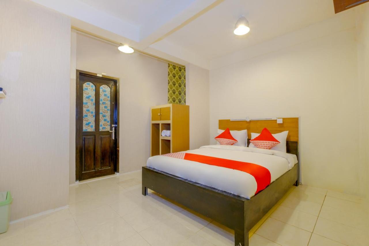 Oyo 3088 Green Valley House Senggigi Εξωτερικό φωτογραφία
